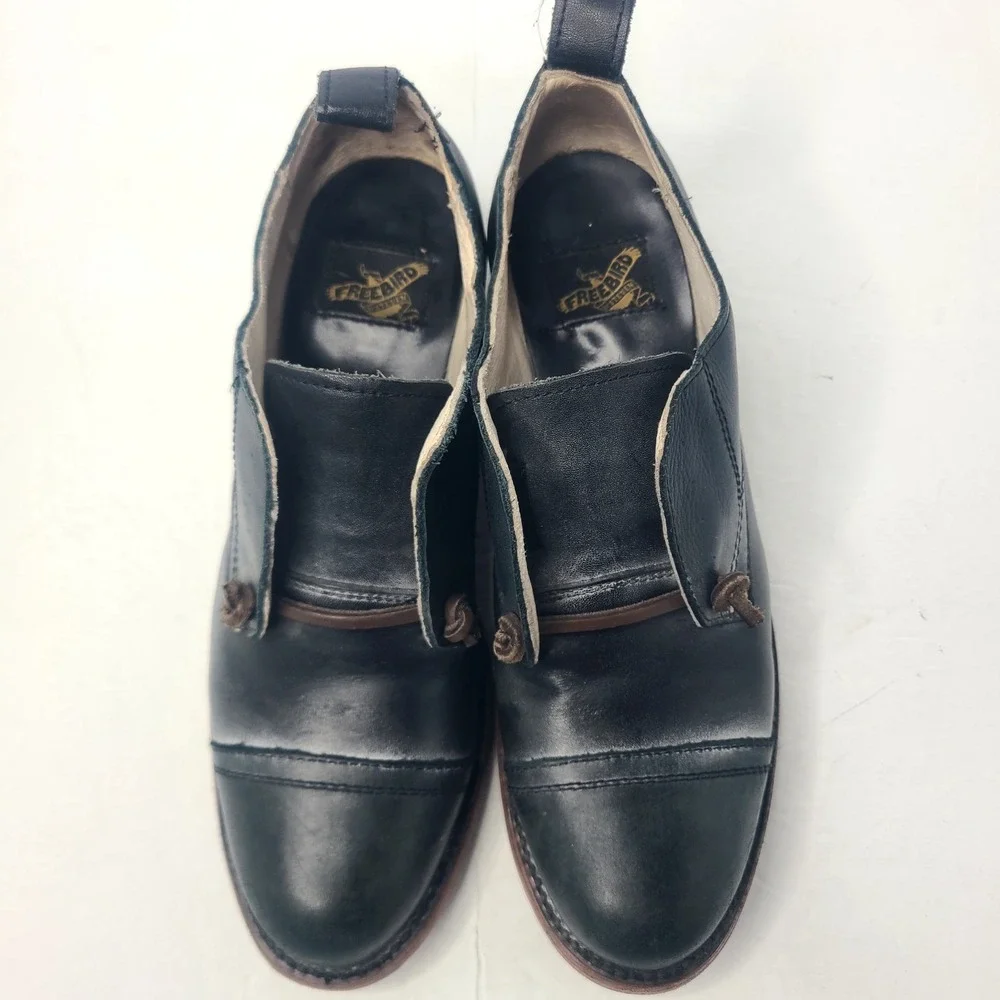 Freebird Mabel‎ Black Leather Distressed Oxfords Low Boots Women Size 7 Slip On